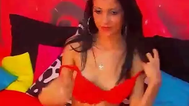Tight black haired webcam bitch goes wild exposing her holes
