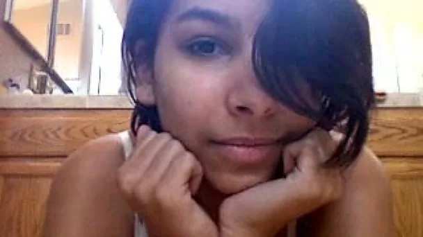 I told my girlfriend not to shave her snatch for a year