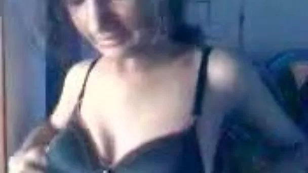 Cute Pakistani teen chick flashes her chicks on camera