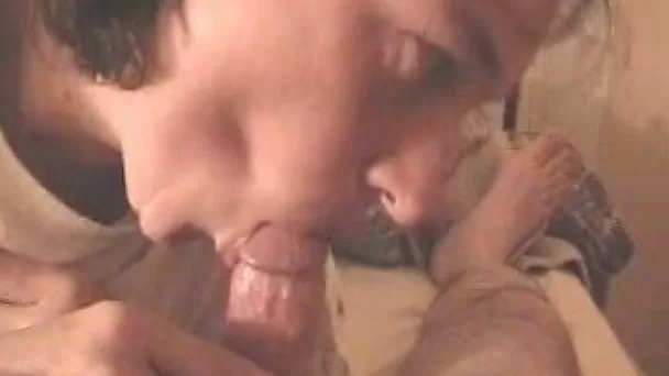 Just an amateur cougar wife learning to suck dick for the first time