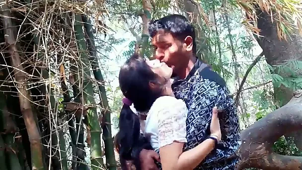 My girlfriend and I love doing naughty things in the forest
