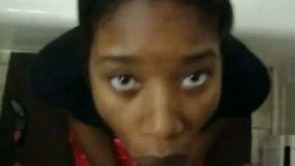 Amateur ebony milf gives head and gets huge load of sperm