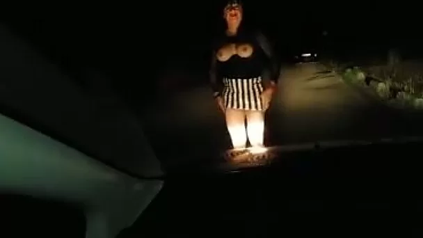 I would have fucked this nasty exhibitionist right on the road