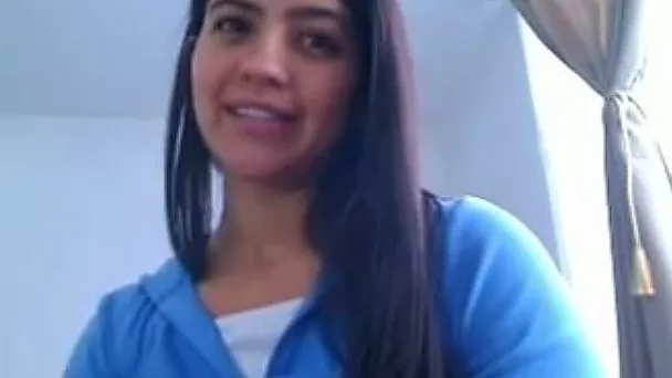 This Indian coed is a sweet camgirl and I wish she would have sex on camera
