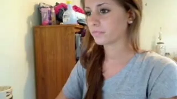 Simply gorgeous amateur webcam babe shows her boobs and ass