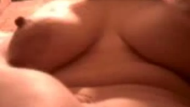 I love to finger fuck my delicious pink pussy on webcam