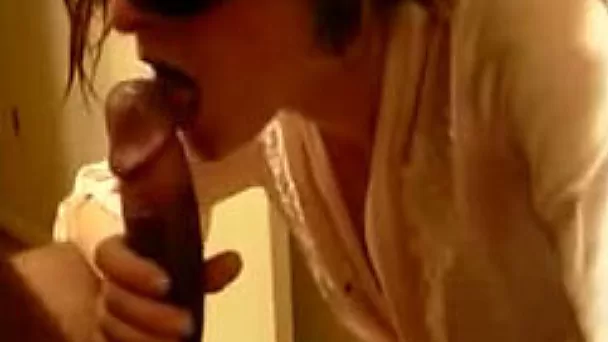 Blindfolded girlfriend gives me one hell of a blowjob