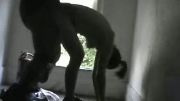 My lustful girlfriend wants me to fuck her twat from behind