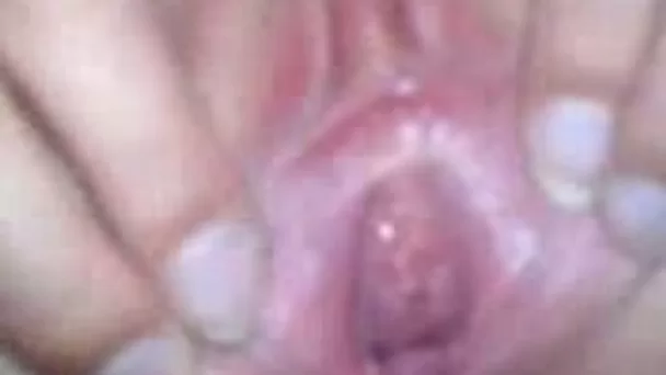 I showed my pretty pink pussy closeup on my webcam