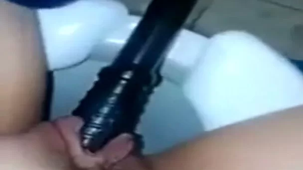 This slut is in a horny mood and she is in the mood for a quick solo session