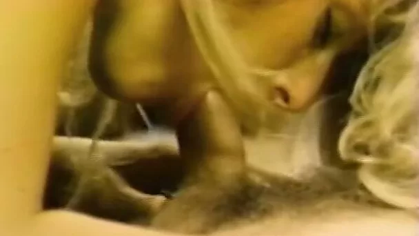 Super sexy and kinky babe loved the way she got fucked on the floor