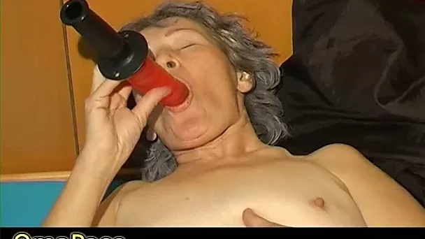 OmaPasS Horny Matures Lesbian Porn Footage