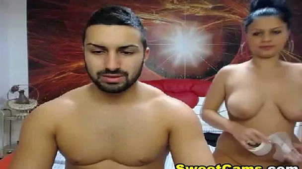Sexy Amateur Couple Making Out Having A Rough Sex