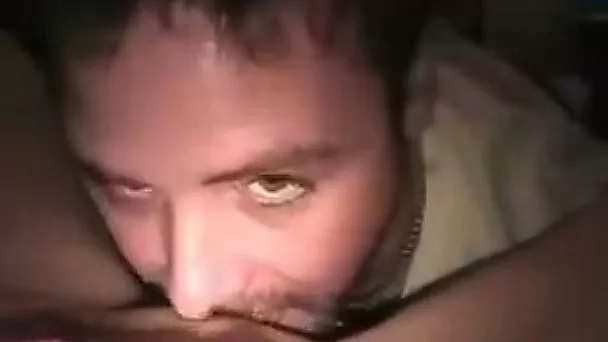 Dude bangs his girlfriend after a wet cunnilingus session