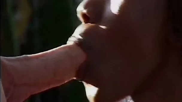 Incredible hot black bombshell has oral sex poolside