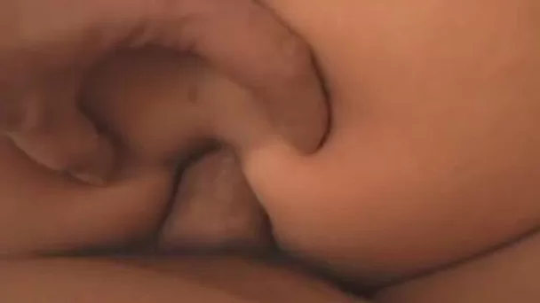 Sexy chick with pierced belly gives yum-yum blowjob