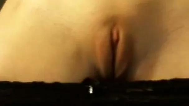 Hussy blonde gets her pussy drilled without mercy