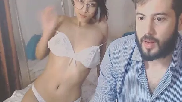 Sexy Hot Babe Gets Her Pussy Pounded By Her BF