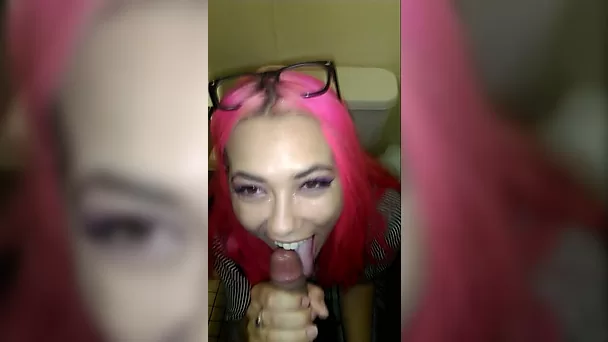 Hoe fucked in a public toilet