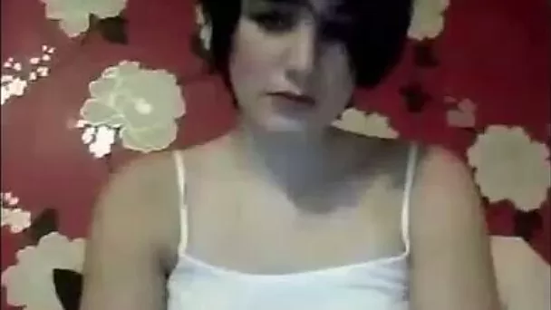 Fiesty hipster london teen