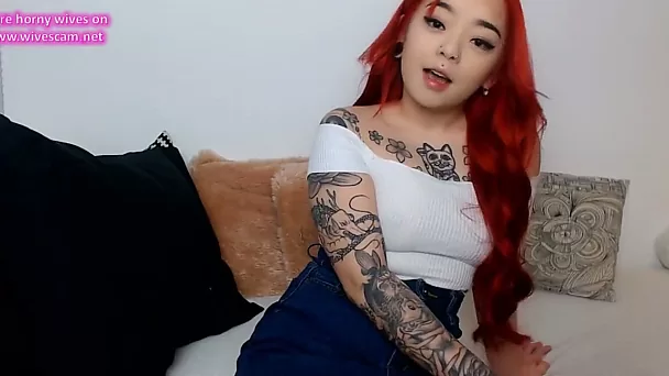 Big ass Asian chick masturbates