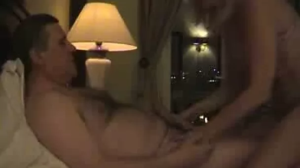 Chubby bootylicious wifey riding me after a hard workday