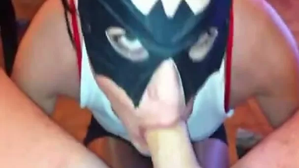 Nasty chick in mask gives unbelievable deepthroat blowjob