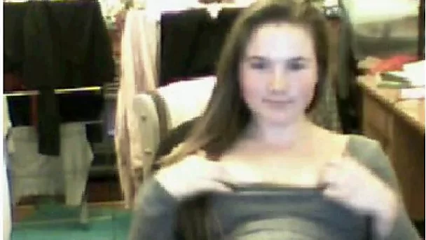 Australian GF shows me her nice round tits every time she gets the chance