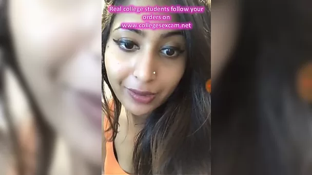 Hot Desi babe on cam