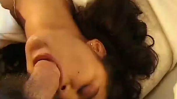 That exotic amateur brown skin girl has awesome booty