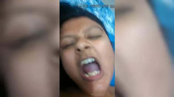 This sexy Desi chick knows how to make my heart raising and she's amazing