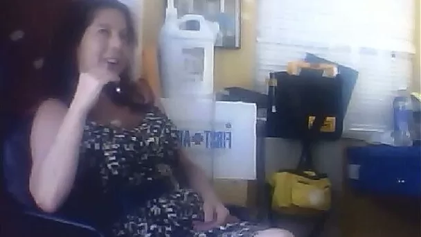 Black-haired secretary gets seduced by her cocky boss