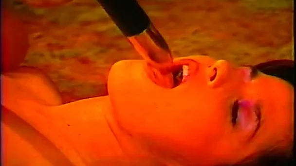 Using a metal sex toy mature amateur bitch pets her wet pussy well