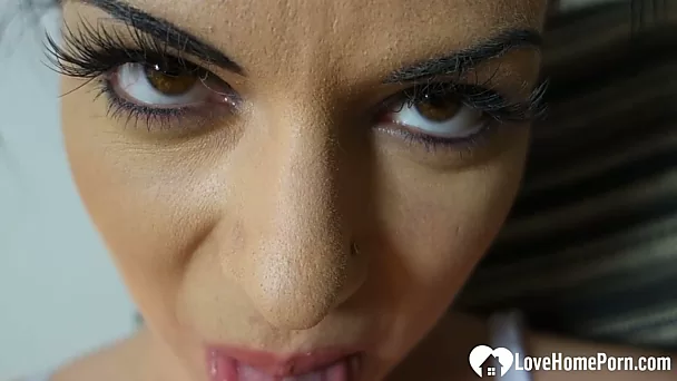 Cutie teases with her tongue and her pussy