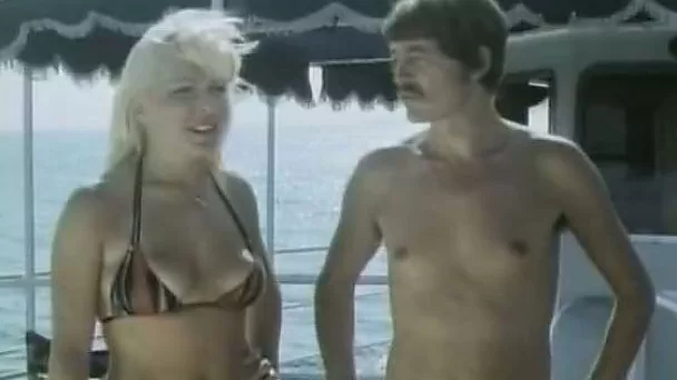 Two neat retro cuties demonstrate their pretty titties