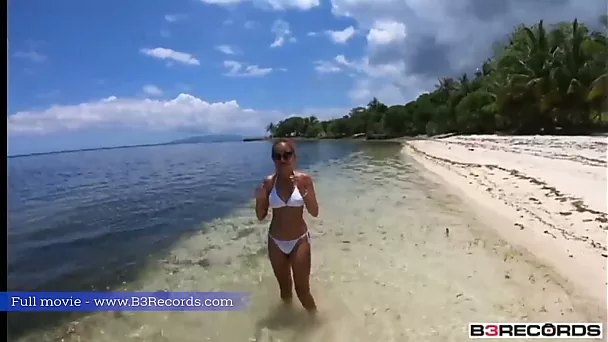 Quick outdoor blowjob