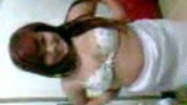 Filipina masseuse flashes her tits on my cam