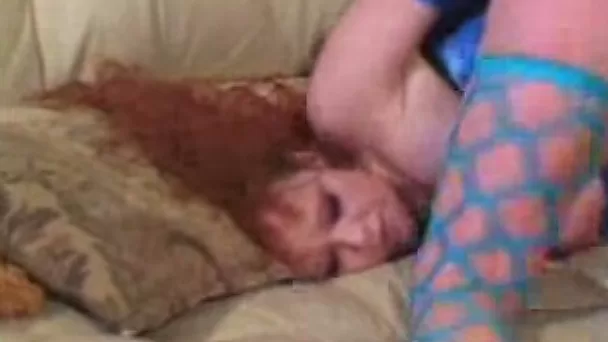 Redhead milf babe let me drill her ass for some good stack of cash