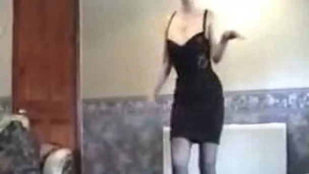 Horny European cougar justloves licking my asshole