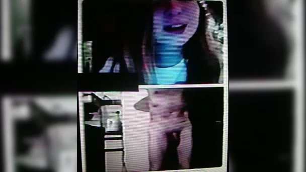 She asks to see my bare ass cheeks spread (with sound)