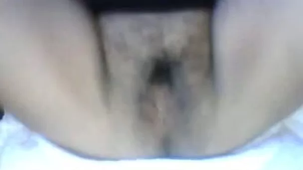 Anonymous disgusting bitch pleases her loose twat with vegetable