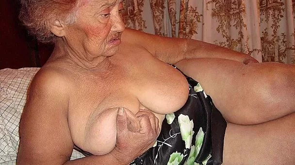 HelloGrannY Homemade Latin Granny Slideshow Pics