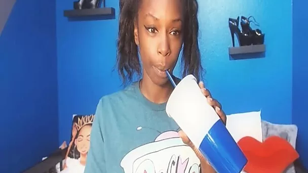 Fascinating Sexy Ebony And Her Frivolous Performance Live