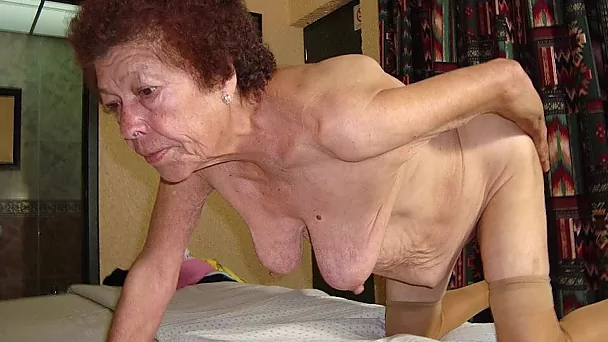 Hellogranny латинские зрелые дамы изображены голыми