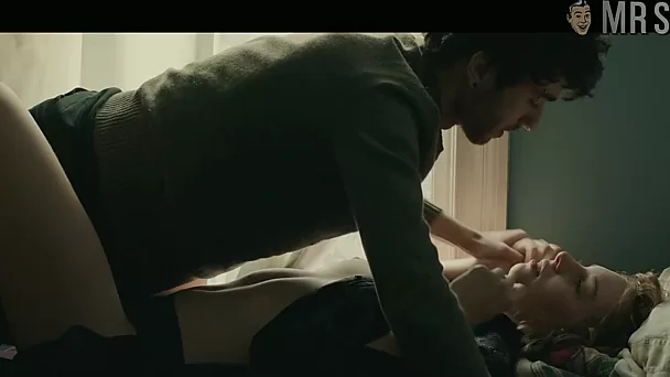Nice nude scene with lovely and hot actress named Maya Hawke