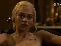 Attractive bathing blonde Emilia Clarke and her naked body flashing