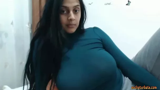 Дези большие сиськи милф частное cam шоу