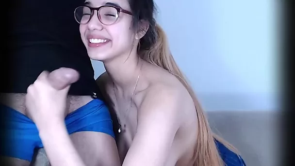 A quick blowjob from my beauty