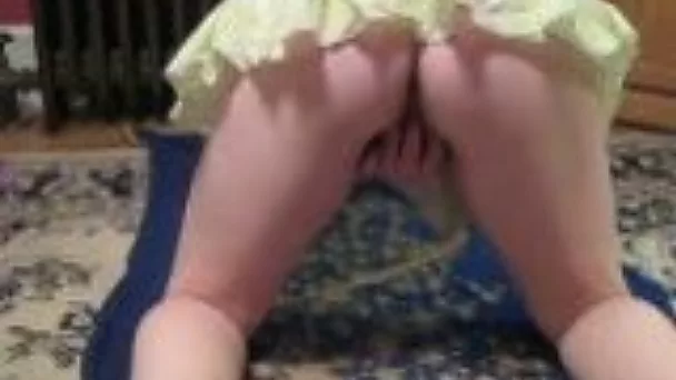 My babe wears no panties under her slutty summer dress