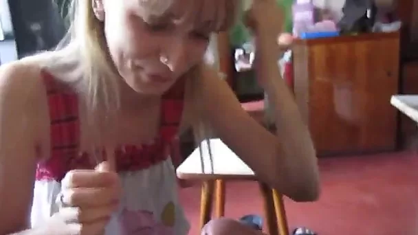Муж Дима слил свою жену в инет